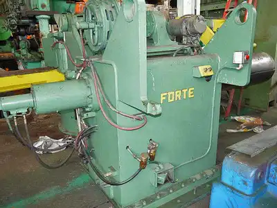 20,000# x 52" Forte Mandrel Type Uncoiler