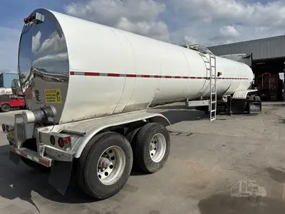 Used 2004 POLAR _UNKNOWN_ Tanker Trailers Indiana US | Lakeshore Equipment Sales #1546607