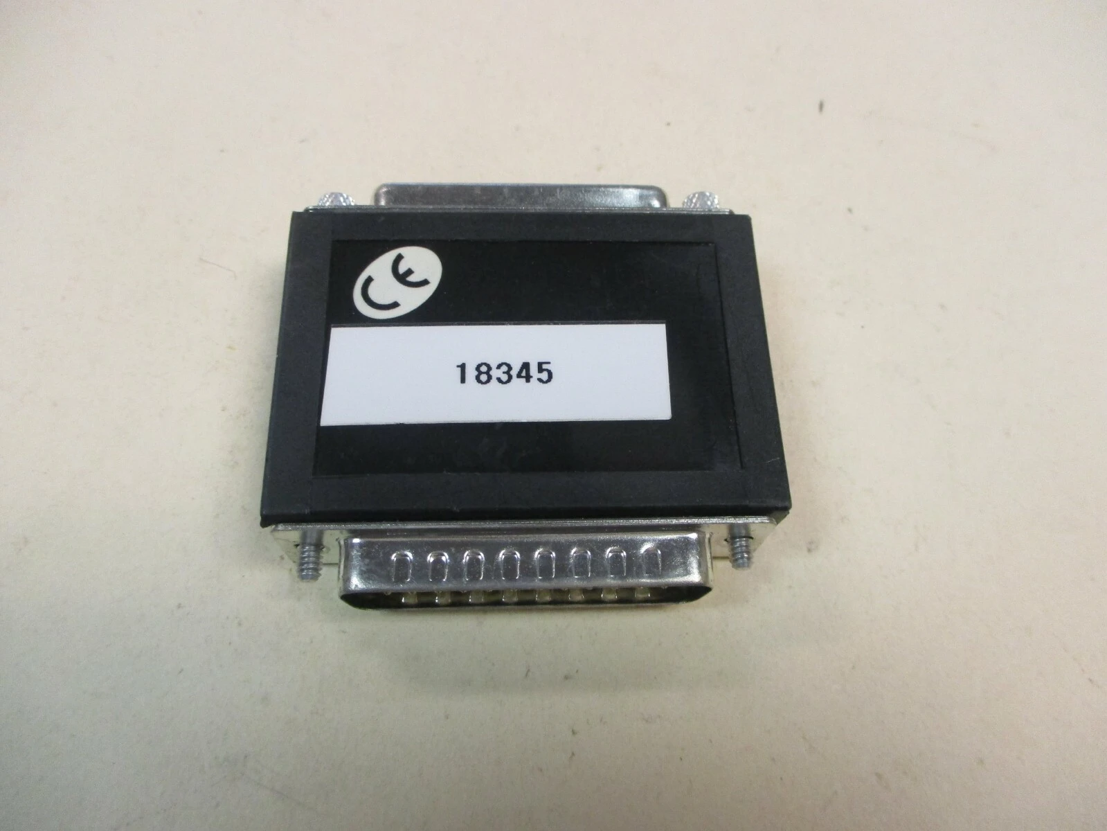 Used 18345 15-pin Male to Female Connector