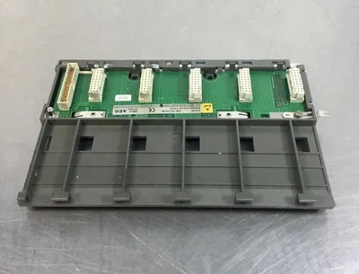 AEG DTA 201 7628-042.244 801 Secondary Subrack 5 Slots. 3D-1