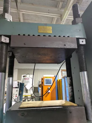 USED WABASH WABASH 50-1521M PRESS
