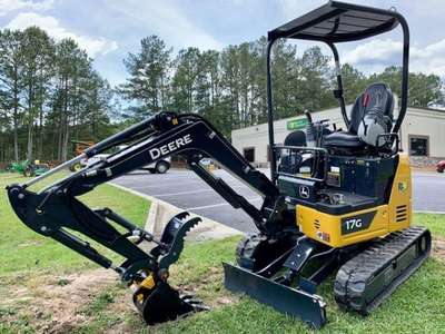 USED 2021 Deere 17G