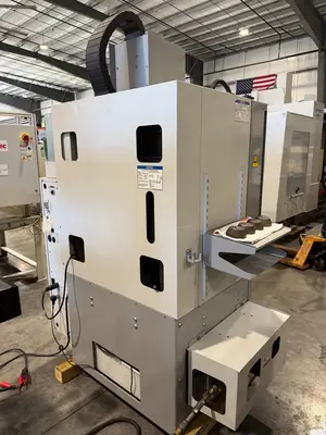 2010 HAAS OM-2A Vertical Machining Centers | Toolquip, Inc. (12)