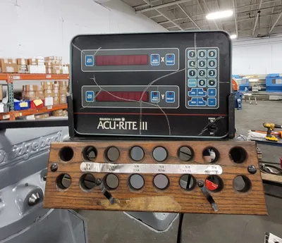 BRIDGEPORT Series 1 2 HP Mills, Vertical | Machinery Central (8)