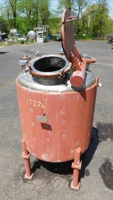 USED FIVE STAR 250 GALLON