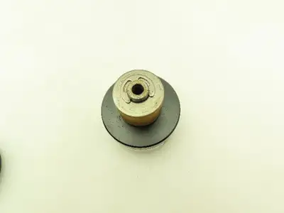 FasTest FI443UR Pneumatic Internal Connector Leak Test Sealing 1/8" NPT Lot Of 2