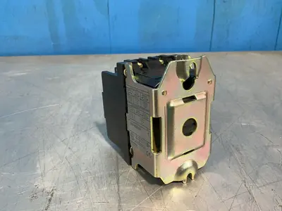 Used ALLEN BRADLEY 700N200A1 Relays & Switches Ohio US | HGR 24 #1325972