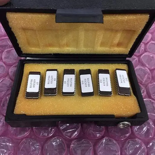 D2764A-2 INTEL CERAMIC DIP EPROM NOS qty 6