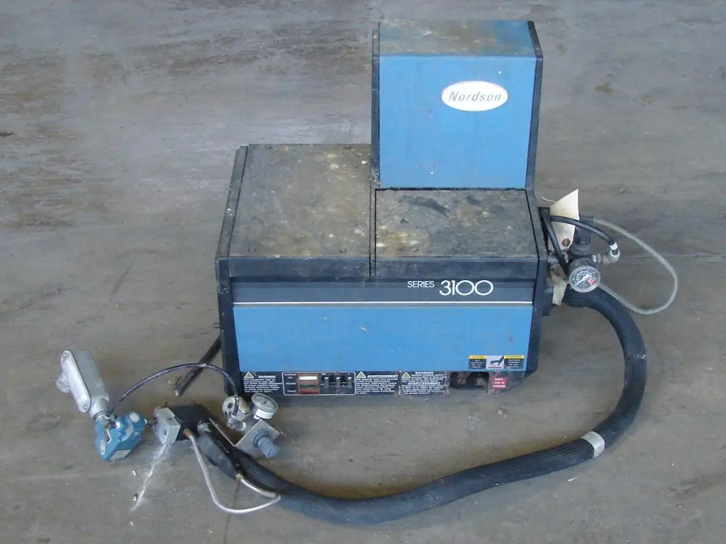 USED NORDSON 3100-1AA32