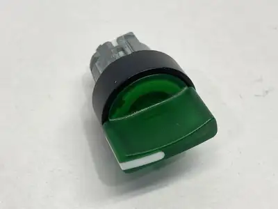 ZB4BK15337 | Schneider Electric  Iluminated Selector Switch Head Green 22mm 3-Pos - New
