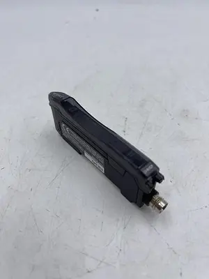 Used KEYENCE KEYENCE LV-N11CP Misc Electrical & Power Parts | ND Industrial Surplus #1214021