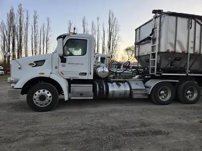 USED 2018 PETERBILT 567