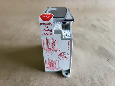 NEW ALLEN-BRADLEY 1762-IA8