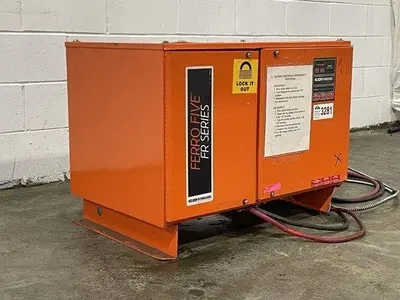USED 2003 C&D FR18L750