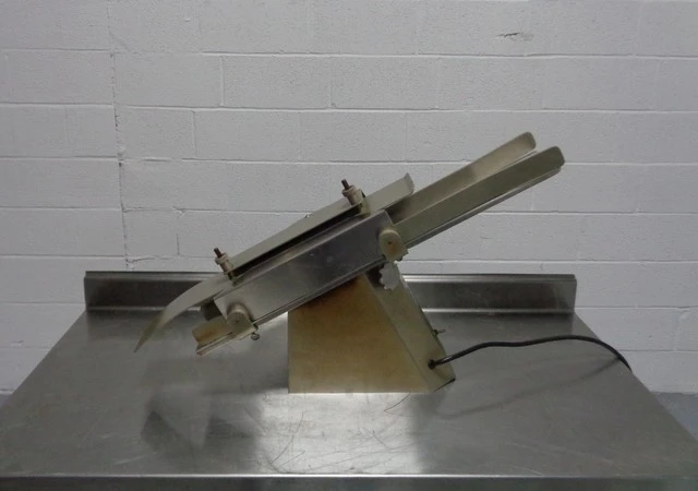 Used MOLINE 250 Bread Slicers California US | BakeryEquipment.com #1555962