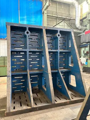 Clamping bracket 3600 x 3500 x 1700 mm