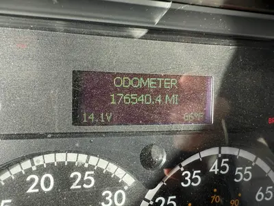 USED 2020 FREIGHTLINER M2 106