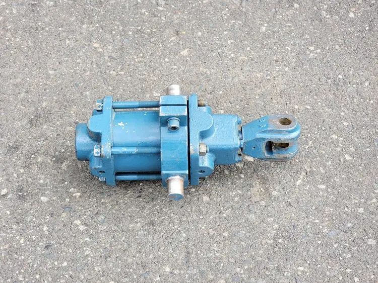 Used SKEANS _UNKNOWN_ Parts (Hydraulics and Pneumatics) British Columbia CA | Lenmark #267857