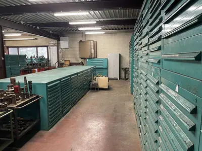 USED ZM TOOLSHOP FOR HEAVY DUTY MACHINING