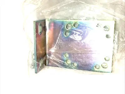 NEW SMC L-BRACKET LOT OF 3