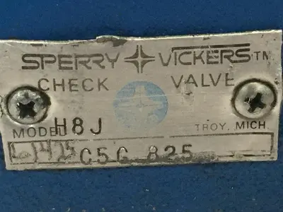 USED VICKERS C5G825