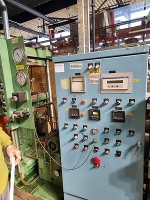 USED DARRAGON 100 TON HEATED