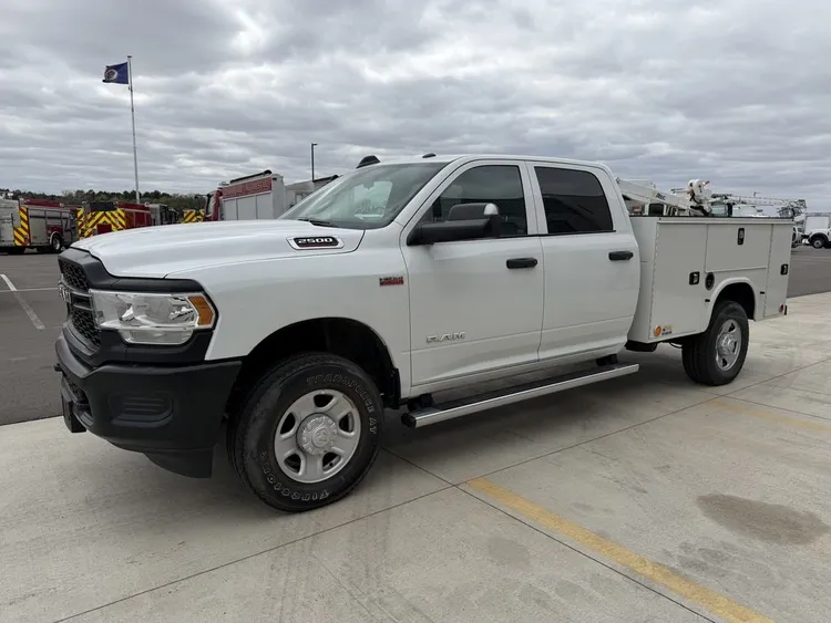 Used 2022 RAM 2500 HEAVY DUTY 4X4 Service & Utility Trucks Minnesota US | Carco Truck & Equipment #1513986