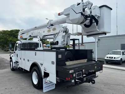 Used 2018 FREIGHTLINER M2 106 Tractors & Trailers Florida US | Truck and Van Outlet #1506266