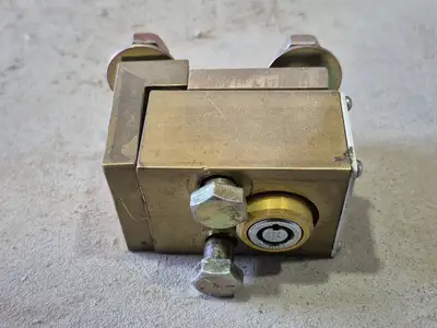 Double Fused Interrupter Switch 5 kV, 4160 Volts & Conduit Cabinet