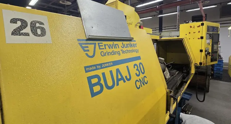 Used 2002 JUNKER BUAJ 30 CNC Cylindrical Grinders Including Plain & Angle Head CZ | Amaron s.r.o. #1064643