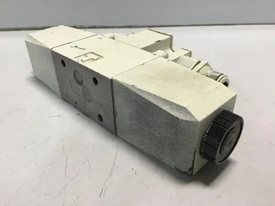 USED VICKERS DG4V-3-6C-M-P7-H-7-50