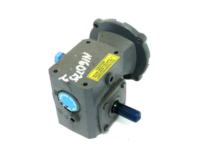 NEW BOSTON GEAR F710-30-B4-G GEAR REDUCER 30:1 F71030B4G