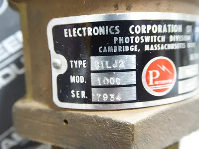 Electronics Corporation of America 61LJ2 Photoswitch 250 PSI @ 300°F Used