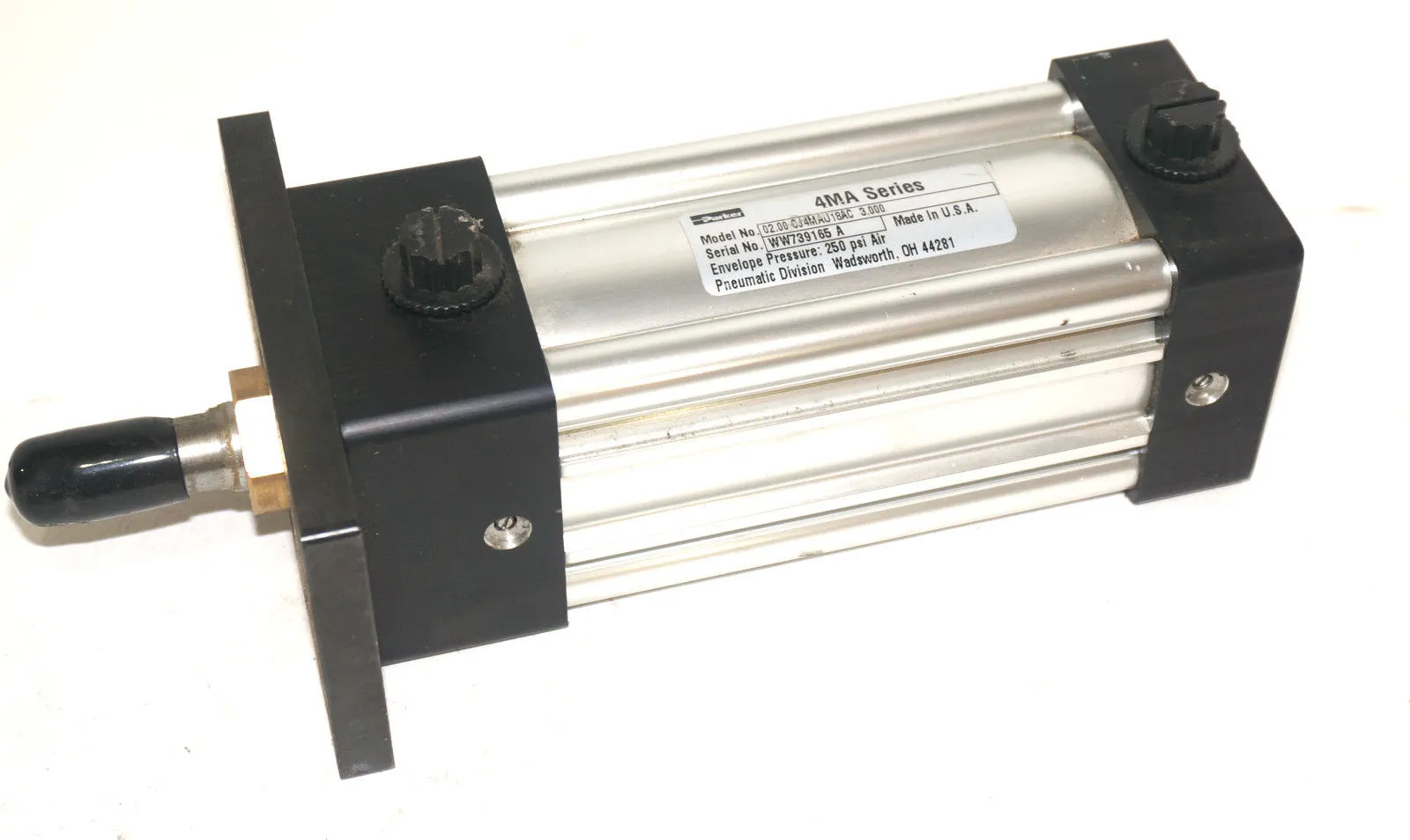 NEW PARKER 02.00 CJ4MAU18AC 3.000 CYLINDER 0200CJ4MAU18AC3000