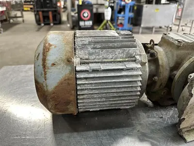 USED SEW-EURODRIVE SAF47DT90S4