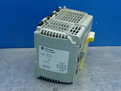 USED ALLEN BRADLEY 1769L32E & 1769PA2