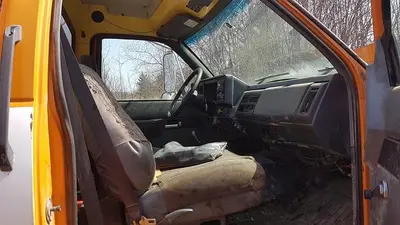 USED 2000 GMC C8500 TANDEM AXLE BED TRUCK