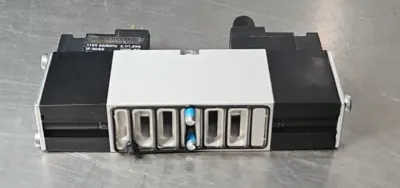 SMC V45-4940-D115 Pneumatic Solenoid Valve (BIN423)