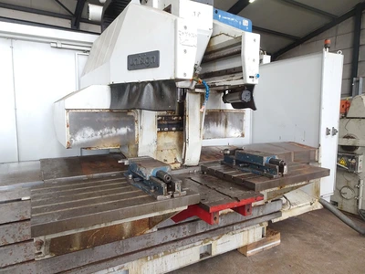 USED UNISIGN X: 2000 - Y: 550 - Z: 400 MM CNC