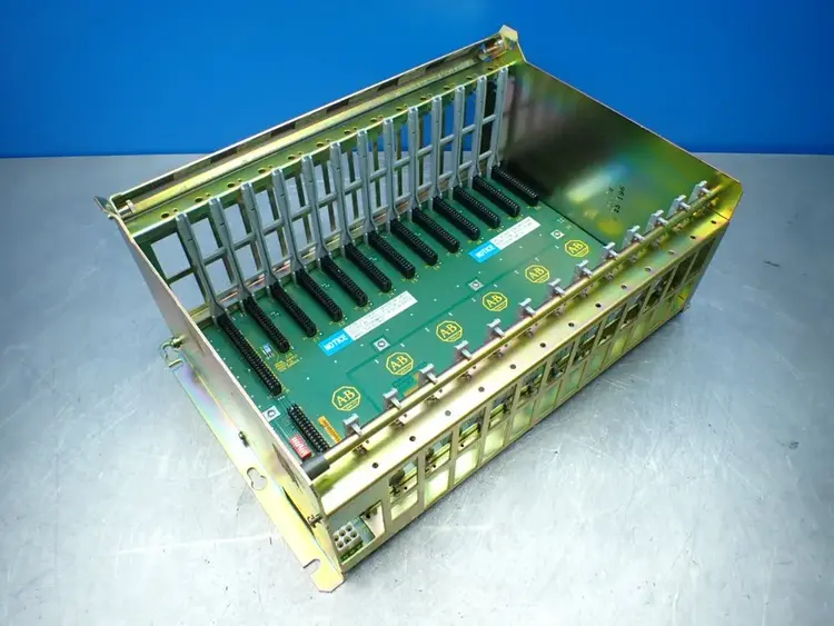 Used ALLENBRADLEY 1771A3B1 PLC Chassis Ohio US | HGR 24 #878488