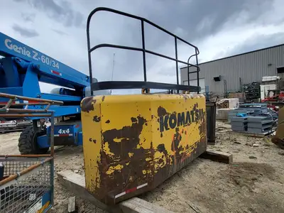 USED 2003 KOMATSU PC600LC-6