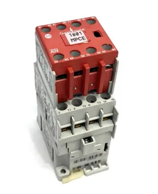 USED ALLEN-BRADLEY SER. A GUARDMASTER SAFETY CONTACTOR, 3 N.O. MAIN, 1 N.O. 4 N.C.
