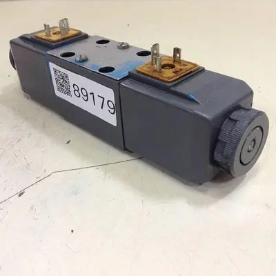 USED VICKERS DG4V-3-6C-M-U-HL7-60