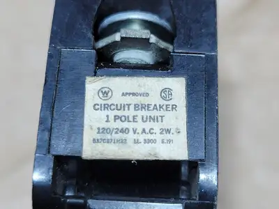 15 Amp, 1 Pole, 120/240 Volts Circuit Breaker