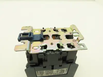 Schneider Electric LC1D95 Motor Starter 60Hp 600V 3Ph 110A 45698 AWG Coil 110VAC