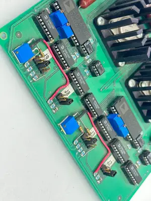 1-CD50-0094-000-X1,AD667JN 9404 | 1-CD50-0094-001 PCB 1-CD50-0094-000-X1 w/ 2x AD667JN 9404 - For parts or not working