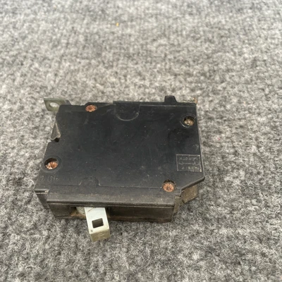 Used cutler hammer CHB120 Circuit Breakers California US | Davliegogo LLC #1705558