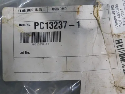 Unbranded PC13237-1 Clevis 0.875 in Bore 4.75 in L 0.74 in Mounting Hole New