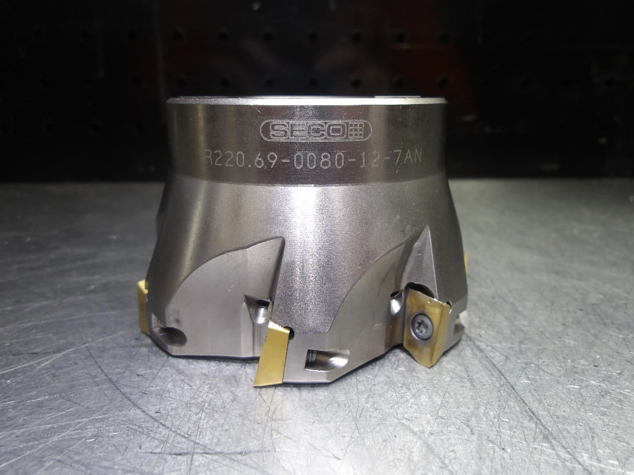 SECO 80mm Coolant Thru Facemill 27mm Arbor R220.69-0080-12-7AN (LOC1749)