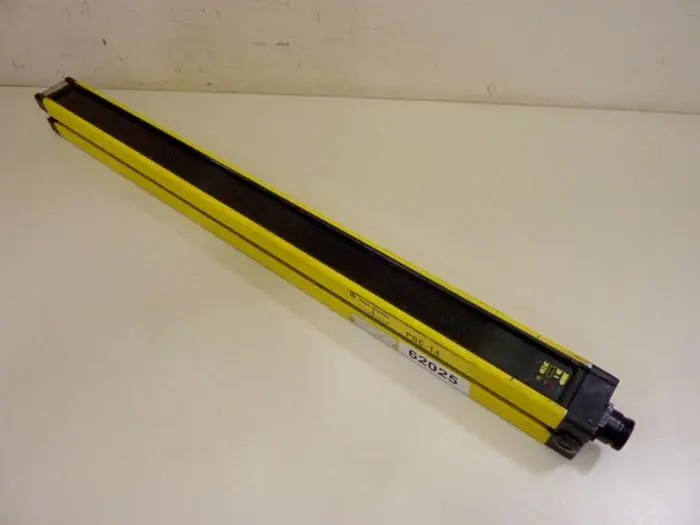 Used ALLEN BRADLEY 440L-R4B0600-N Light Curtains & Grids Michigan US | Ideal Machinery #576017